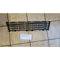 Grille avant intérieure pare chocs RENAULT CLIO 3 ph 2 185