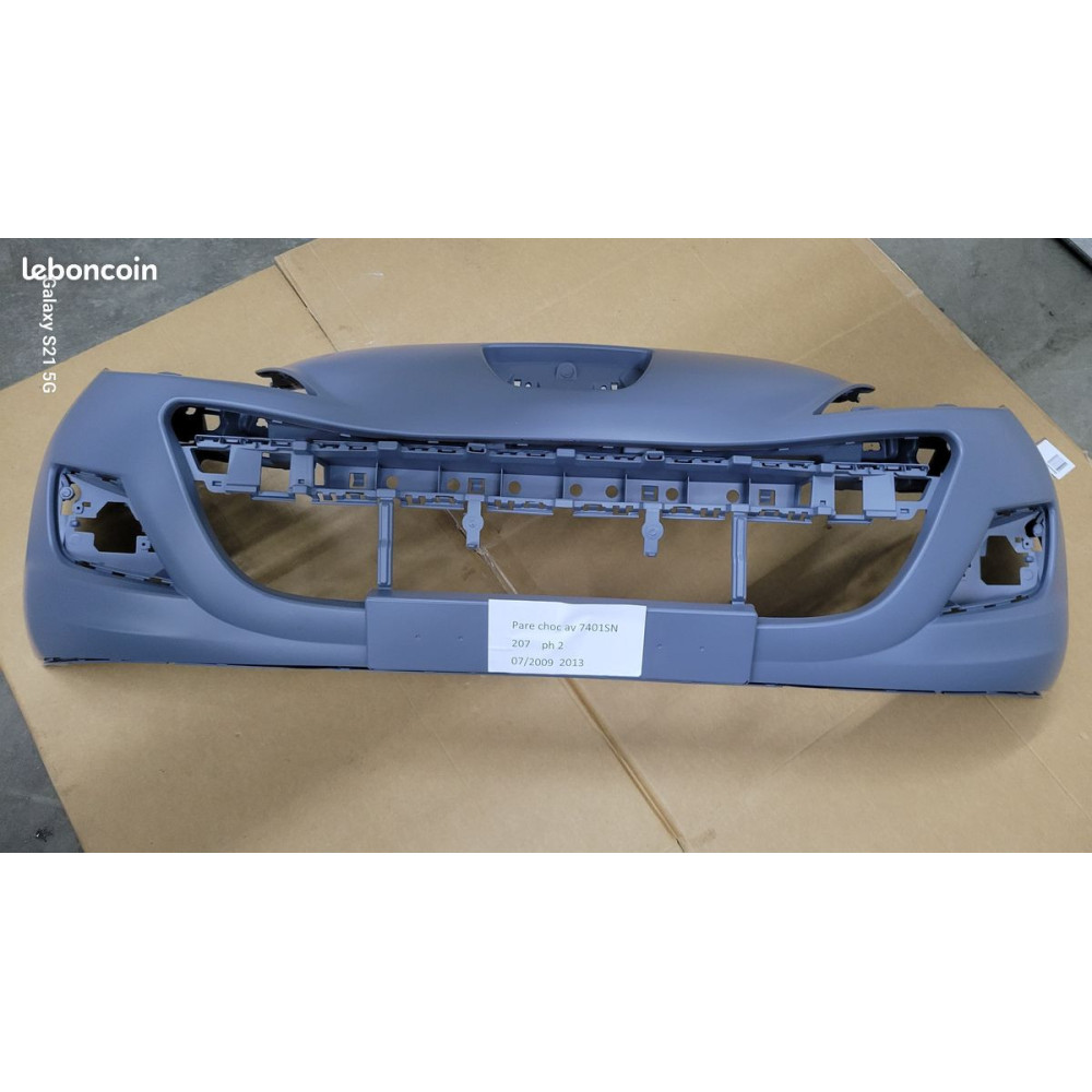 Pare-choc avant Peugeot 207 ph2 depuis 2009