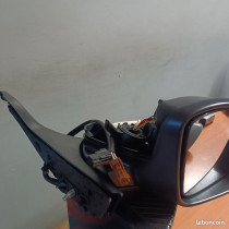 Rétroviseur avant droit électrique Peugeot 208 phase 1