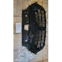 Calandre RENAULT TRAFIC 3 MOULURE PARE CHOC AVANT