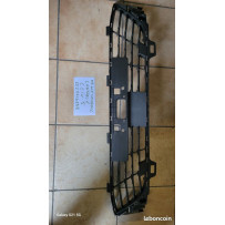 Grille calandre centrale pare choc avant RENAULT CLIO 5 ph 1