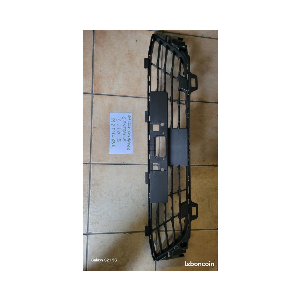 Grille calandre centrale pare choc avant RENAULT CLIO 5 ph 1