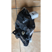 Phare Feu avant droit Renault kangoo