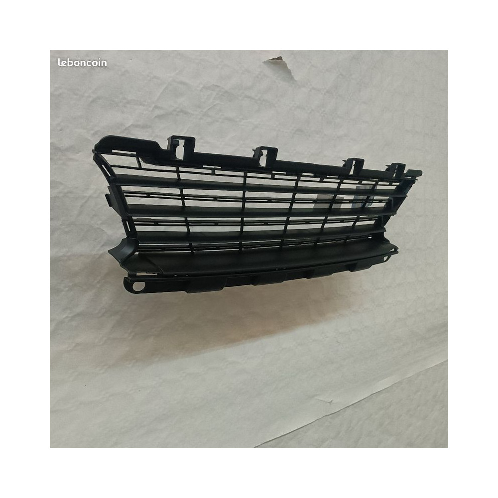 Grille inférieur centrale pare-choc 308 2 phase 1