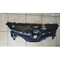 Grille de calandre supérieure RENAULT CLIO 5 phase 1 partie intérieure