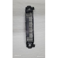 Grille de pare choc calandre inférieure renault clio 4 ph 1