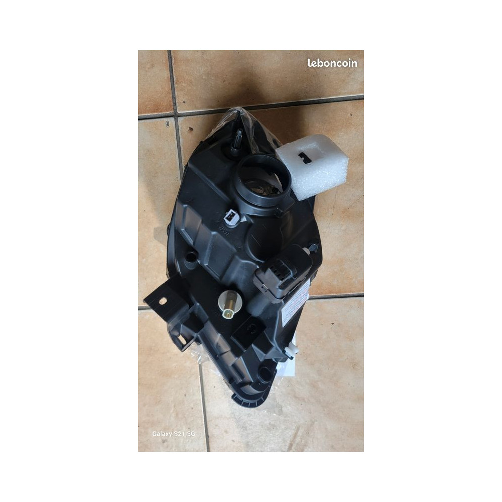 Phare Feu avant droit Renault kangoo