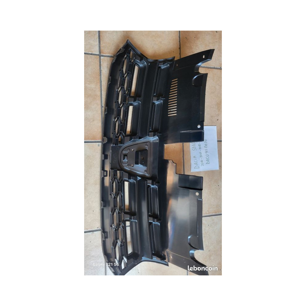 Calandre dacia sandero