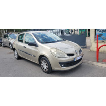 Renault Clio 3 1.5 dCi  en l etat