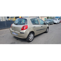 Renault Clio 3 1.5 dCi  en l etat