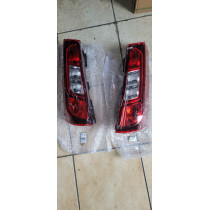 Feux phare arriere renault express 2