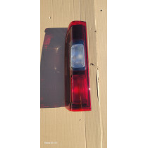 Feux arrières gauche conducteur renault trafic 3 vivaro TALENTO NV300