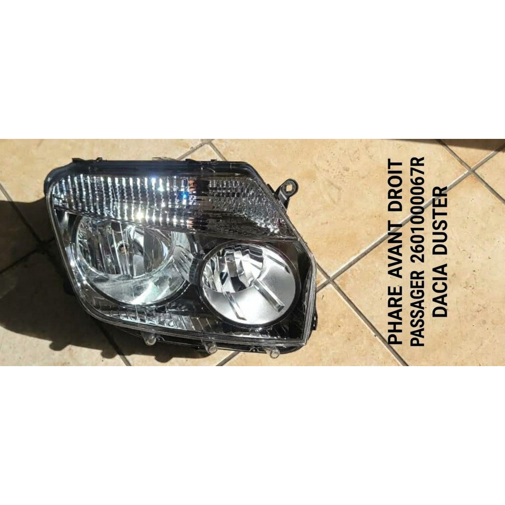 Phare feux avant droit passager DACIA DUSTER